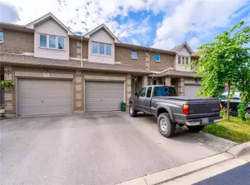Burlington, ON L7S2L9, 4 Bedrooms Bedrooms, ,3 BathroomsBathrooms,Single Family,For Sale,H4176558