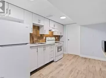 3 CARLETON Street, Thorold, ON L2V1Z5, 1 Bedroom Bedrooms, ,1 BathroomBathrooms,Single Family,For Lease,CARLETON,40499349 3 CARLETON Street, Thorold, ON L2V1Z5, 1 Bedroom Bedrooms, ,1 BathroomBathrooms,Single Family,For Lease,CARLETON,40499349