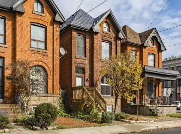 Hamilton, Ontario L8N1V5, 4 Bedrooms Bedrooms, ,1 BathroomBathrooms,Single Family,For Sale,H4178793