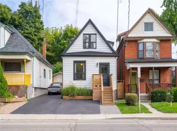 Hamilton, Ontario L8R3E1, 3 Bedrooms Bedrooms, ,1 BathroomBathrooms,Single Family,For Sale,H4179085
