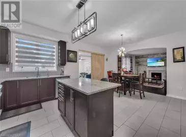 312 BLACKBURN Drive, Brantford, Ontario N3T0G1, 7 Bedrooms Bedrooms, ,5 BathroomsBathrooms,Single Family,For Sale,BLACKBURN,40507564