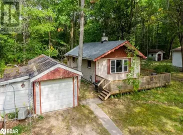2238 KLONDIKE PARK Road, Wasaga Beach, Ontario L9Z2W9, 3 Bedrooms Bedrooms, ,1 BathroomBathrooms,Single Family,For Sale,KLONDIKE PARK,40511389