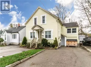 147 BINSCARTH Road, Kitchener, ON N2M3E4, 7 Bedrooms Bedrooms, ,5 BathroomsBathrooms,Multi-family,For Sale,BINSCARTH,40511944