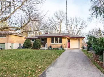 207 WASHINGTON Avenue, Waterloo, ON N2J2N6, 3 Bedrooms Bedrooms, ,2 BathroomsBathrooms,Single Family,For Sale,WASHINGTON,40512454