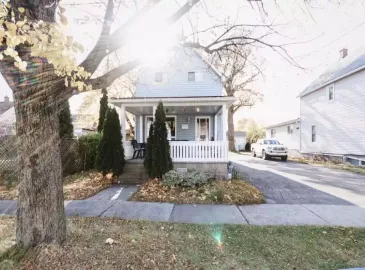 Welland, Ontario L3B4X7, ,Multi-family,For Sale,H4179845