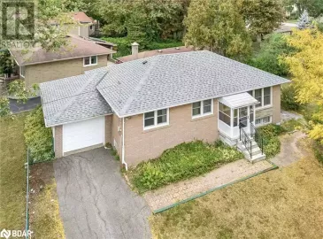 282 HOMEWOOD Avenue, Toronto, ON M2R2N5, 2 Bedrooms Bedrooms, ,1 BathroomBathrooms,Single Family,For Sale,HOMEWOOD,40512851