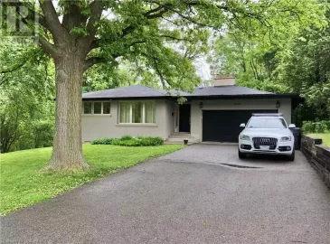 860 CLARKSON Road, Mississauga, ON L5J2V3, 3 Bedrooms Bedrooms, ,3 BathroomsBathrooms,Single Family,For Lease,CLARKSON,40510460