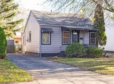 Hamilton, ON L8H5N8, 3 Bedrooms Bedrooms, ,1 BathroomBathrooms,Single Family,For Sale,H4179931
