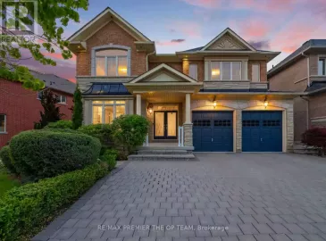 426 Maria Antonia Road, Vaughan, ON L4H0X5, 5 Bedrooms Bedrooms, ,6 BathroomsBathrooms,Single Family,For Sale,Maria Antonia,N7296970