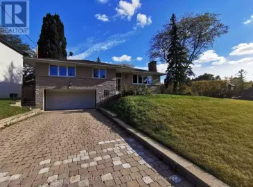 95 Ruscica Drive, Toronto, ON M4A1R5, 4 Bedrooms Bedrooms, ,3 BathroomsBathrooms,Single Family,For Lease,Ruscica,C7298142 95 Ruscica Drive, Toronto, ON M4A1R5, 4 Bedrooms Bedrooms, ,3 BathroomsBathrooms,Single Family,For Lease,Ruscica,C7298142