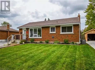 8691 PARLIAMENT Avenue, Niagara Falls, Ontario L2G6P8, 5 Bedrooms Bedrooms, ,2 BathroomsBathrooms,Single Family,For Sale,PARLIAMENT,40513277 8691 PARLIAMENT Avenue, Niagara Falls, Ontario L2G6P8, 5 Bedrooms Bedrooms, ,2 BathroomsBathrooms,Single Family,For Sale,PARLIAMENT,40513277