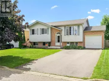 905 COLETTE Road, Fort Erie, Ontario L2A6G7, 4 Bedrooms Bedrooms, ,2 BathroomsBathrooms,Single Family,For Sale,COLETTE,40510980