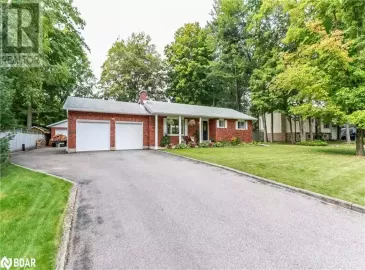 10 DORCAS Avenue, Tiny, ON L0L2T0, 4 Bedrooms Bedrooms, ,2 BathroomsBathrooms,Single Family,For Sale,DORCAS,40484497