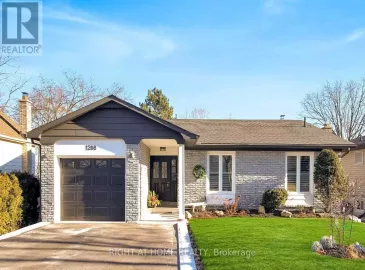 1208 Falgarwood Drive, Oakville, Ontario L6H2L3, 5 Bedrooms Bedrooms, ,4 BathroomsBathrooms,Single Family,For Sale,Falgarwood,W7292682 1208 Falgarwood Drive, Oakville, Ontario L6H2L3, 5 Bedrooms Bedrooms, ,4 BathroomsBathrooms,Single Family,For Sale,Falgarwood,W7292682
