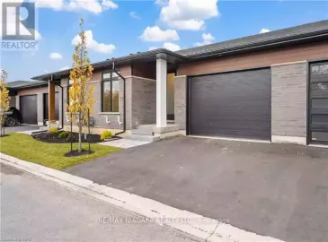 300 Richmond Street, Thorold, ON L2V5B9, 2 Bedrooms Bedrooms, ,2 BathroomsBathrooms,Single Family,For Sale,Richmond,X7297082
