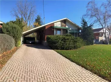Hamilton, Ontario L8T2N9, 3 Bedrooms Bedrooms, ,2 BathroomsBathrooms,Single Family,For Sale,H4179936