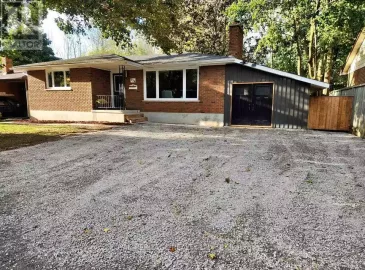 354 Woodbine, Peterborough, ON K9H1P3, 4 Bedrooms Bedrooms, ,2 BathroomsBathrooms,Single Family,For Sale,Woodbine,X7299126