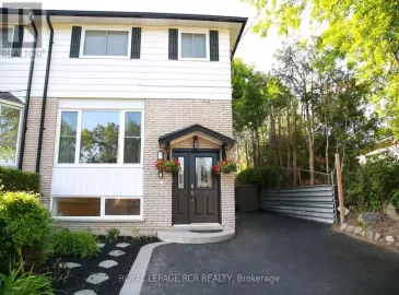 325 Amelia Street, Newmarket, Ontario L3Y4Y5, 5 Bedrooms Bedrooms, ,3 BathroomsBathrooms,Single Family,For Sale,Amelia,N7299426