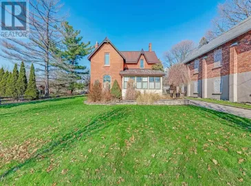 2160 Victoria Street, Innisfil, ON L9S1K4, 5 Bedrooms Bedrooms, ,2 BathroomsBathrooms,Single Family,For Sale,Victoria,N7299528
