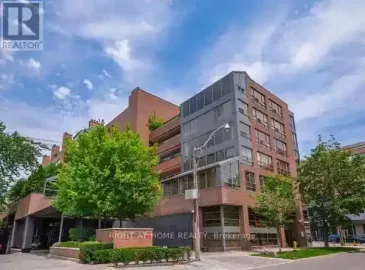 4 Lowther, Toronto, Ontario M5R1C6, 2 Bedrooms Bedrooms, ,3 BathroomsBathrooms,Single Family,For Sale,Lowther,C7300694