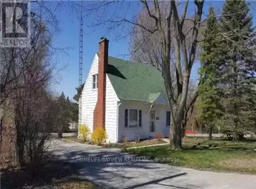 66 Roxborough Road, Newmarket, ON L3Y3L2, 3 Bedrooms Bedrooms, ,1 BathroomBathrooms,Single Family,For Sale,Roxborough,N7301288