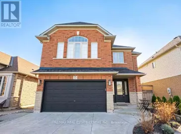12 Wills Crescent, Hamilton, Ontario L0R1C0, 3 Bedrooms Bedrooms, ,4 BathroomsBathrooms,Single Family,For Sale,Wills,X7301142