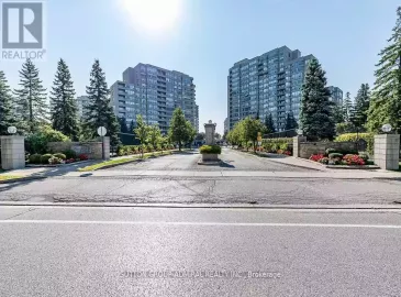 11 Townsgate Drive, Vaughan, ON L4J8G4, 2 Bedrooms Bedrooms, ,2 BathroomsBathrooms,Single Family,For Sale,Townsgate,N7302134