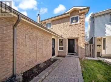 6 Macauley Drive, Markham, Ontario L3T5S5, 5 Bedrooms Bedrooms, ,3 BathroomsBathrooms,Single Family,For Sale,Macauley,N7302248