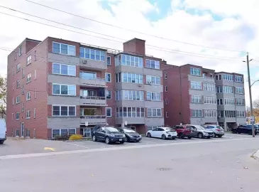 Dundas, ON L9H4L5, 2 Bedrooms Bedrooms, ,1 BathroomBathrooms,Single Family,For Sale,H4180183 Dundas, ON L9H4L5, 2 Bedrooms Bedrooms, ,1 BathroomBathrooms,Single Family,For Sale,H4180183