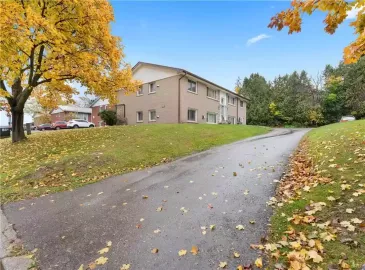 Simcoe, Ontario N3Y1G8, ,Multi-family,For Sale,H4178288 Simcoe, Ontario N3Y1G8, ,Multi-family,For Sale,H4178288
