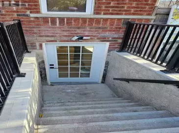 3 Harwood Road, Brampton, Ontario L7A3P8, 2 Bedrooms Bedrooms, ,1 BathroomBathrooms,Single Family,For Lease,Harwood,W7252792