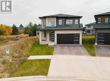 68 Moon Crescent, Cambridge, Ontario N1S0C4, 4 Bedrooms Bedrooms, ,3 BathroomsBathrooms,Single Family,For Sale,Moon,X7252754 68 Moon Crescent, Cambridge, Ontario N1S0C4, 4 Bedrooms Bedrooms, ,3 BathroomsBathrooms,Single Family,For Sale,Moon,X7252754