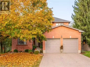 34 SIMONE Place, Ayr, Ontario N0B1E0, 5 Bedrooms Bedrooms, ,4 BathroomsBathrooms,Single Family,For Sale,SIMONE,40505753 34 SIMONE Place, Ayr, Ontario N0B1E0, 5 Bedrooms Bedrooms, ,4 BathroomsBathrooms,Single Family,For Sale,SIMONE,40505753