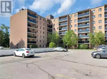 29 WEST Avenue, Kitchener, ON N2M5E4, 1 Bedroom Bedrooms, ,1 BathroomBathrooms,Single Family,For Sale,WEST,40509989 29 WEST Avenue, Kitchener, ON N2M5E4, 1 Bedroom Bedrooms, ,1 BathroomBathrooms,Single Family,For Sale,WEST,40509989