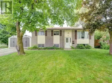 42 DANIEL Avenue, Kitchener, Ontario N2K1E9, 6 Bedrooms Bedrooms, ,2 BathroomsBathrooms,Single Family,For Sale,DANIEL,40510098