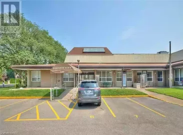 6350 DORCHESTER Road, Niagara Falls, Ontario L2G1A0, 2 Bedrooms Bedrooms, ,1 BathroomBathrooms,Single Family,For Sale,DORCHESTER,40513802