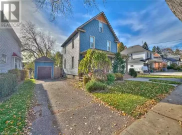 10 COLLEGE Street, Fonthill, Ontario L0S1E0, 4 Bedrooms Bedrooms, ,2 BathroomsBathrooms,Single Family,For Sale,COLLEGE,40505338