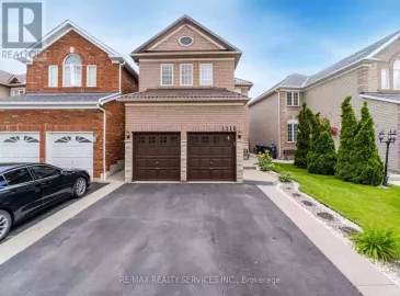 1110 Blueheron Boulevard, Mississauga, Ontario L5V2J7, 4 Bedrooms Bedrooms, ,4 BathroomsBathrooms,Single Family,For Sale,Blueheron,W7303052