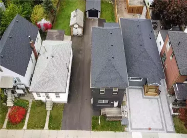 Hamilton, Ontario L8L7N8, 5 Bedrooms Bedrooms, ,2 BathroomsBathrooms,Single Family,For Sale,H4180212