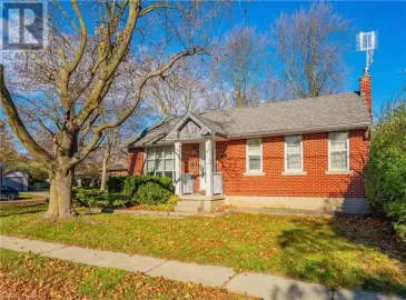 23 GLENWOOD Avenue, Guelph, Ontario N1H4L1, 3 Bedrooms Bedrooms, ,1 BathroomBathrooms,Single Family,For Sale,GLENWOOD,40514047