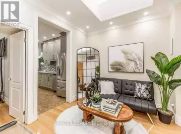 1092 Bathurst Street, Toronto, Ontario M5R3G9, 2 Bedrooms Bedrooms, ,1 BathroomBathrooms,Single Family,For Lease,Bathurst,C7304298 1092 Bathurst Street, Toronto, Ontario M5R3G9, 2 Bedrooms Bedrooms, ,1 BathroomBathrooms,Single Family,For Lease,Bathurst,C7304298