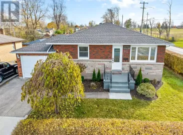 197 Catherine Street, Fort Erie, Ontario L2A2J4, 5 Bedrooms Bedrooms, ,3 BathroomsBathrooms,Single Family,For Sale,Catherine,X7304182