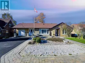 230 HIGHLAND Road, Kitchener, Ontario N2M3C2, 5 Bedrooms Bedrooms, ,4 BathroomsBathrooms,Single Family,For Sale,HIGHLAND,40514110