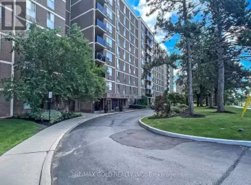 2835 Islington, Toronto, Ontario M9L2K2, 2 Bedrooms Bedrooms, ,2 BathroomsBathrooms,Single Family,For Sale,Islington,W7304756