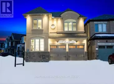 2520 Florentine Place, Pickering, Ontario L1X0H3, 2 Bedrooms Bedrooms, ,1 BathroomBathrooms,Single Family,For Lease,Florentine,E7305114