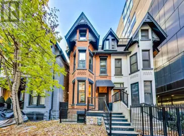 48 Stewart Street, Toronto, Ontario M5V1H6, 2 Bedrooms Bedrooms, ,3 BathroomsBathrooms,Single Family,For Sale,Stewart,C7305174