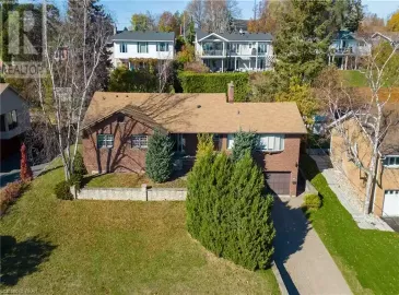 841 DANFORTH Place, Burlington, Ontario L7T1S1, 3 Bedrooms Bedrooms, ,3 BathroomsBathrooms,Single Family,For Sale,DANFORTH,40513930