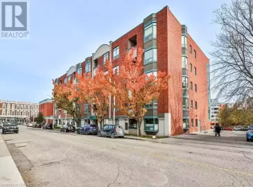 5 OGILVIE Street, Dundas, Ontario L9H2S1, 2 Bedrooms Bedrooms, ,2 BathroomsBathrooms,Single Family,For Sale,OGILVIE,40514079