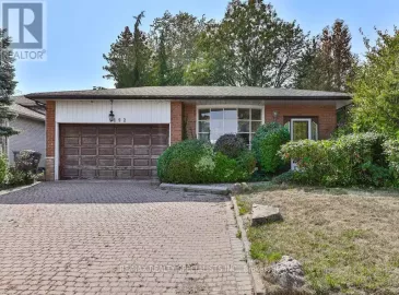 3192 Ibbetson Crescent, Mississauga, ON L5C1Z2, 4 Bedrooms Bedrooms, ,2 BathroomsBathrooms,Single Family,For Sale,Ibbetson,W7041576