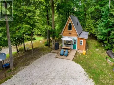 8383 9 County Road, Clearview, ON L0M1G0, 2 Bedrooms Bedrooms, ,1 BathroomBathrooms,Single Family,For Sale,9 County,S6800978